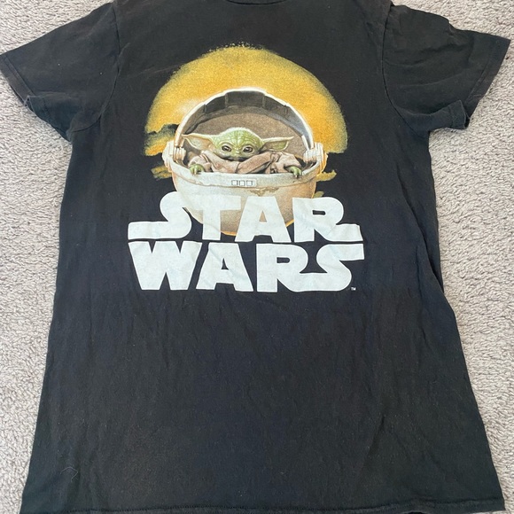🌟⭐️Star Wars Yoda Tshirt - Picture 3 of 4